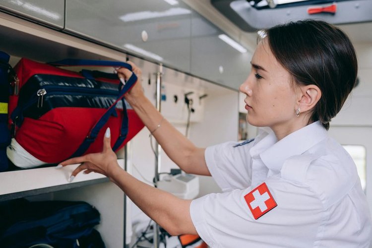 Sell Your Medical Equipment Dead Stock Anywhere in Spain — Fast Payment
