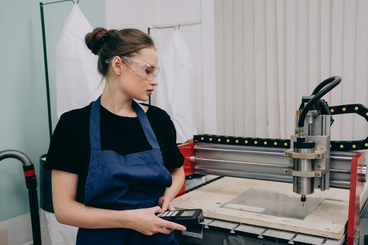 Your Machinery Inventory Is Losing Value in Antwerp, Belgium — Sell It Today