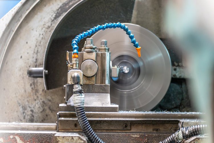 Nearest Machinery Dead Stock Buyer in Birkirkara, Malta — Clear Your Stocks
