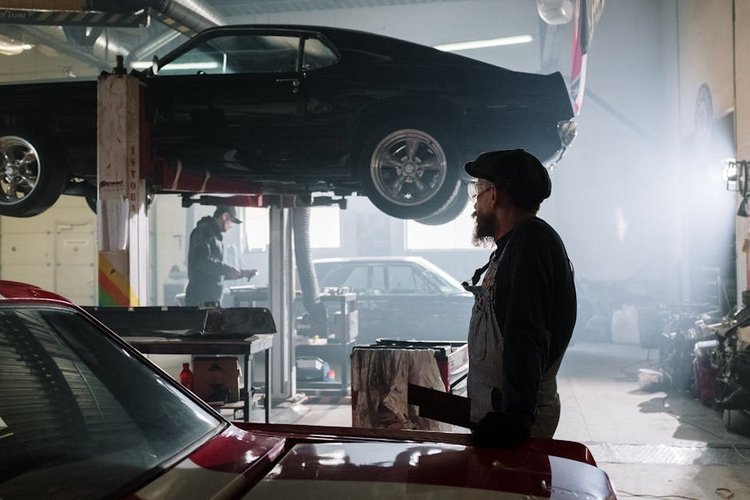 Dead Stock Buyers Near Tampere, Finland — Automotive Clearance with Same Day Pay