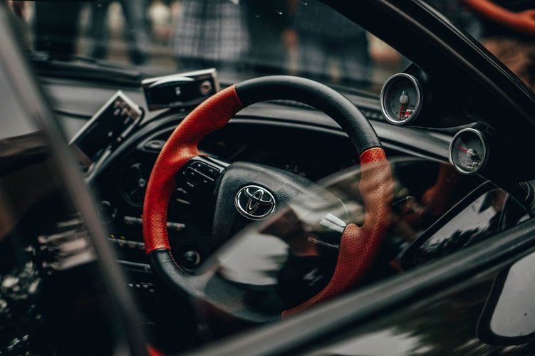 Overstock Automotive Buyers Bulgaria — Clear Your Varna, Bulgaria Warehouse Today