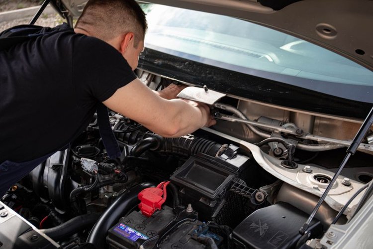 Dead Stock Buyers in Malaysia — Automotive Clearance Near Petaling Jaya, Malaysia