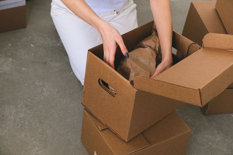 Stop Losing Money on Dead Packaging Stock in Palmerston North, New Zealand — Act Now