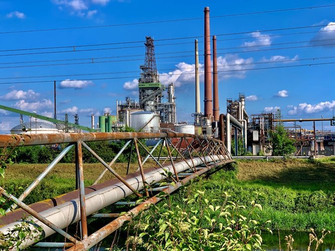 Looking for Dead Chemicals Stock Buyers Near Sur, Oman? Contact Us Today