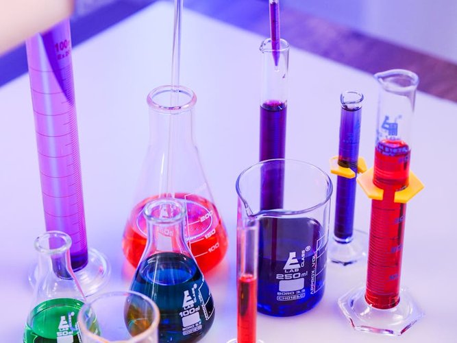 Sell Your Excess Chemicals Materials in Reading, UK — Quick Fair Payment