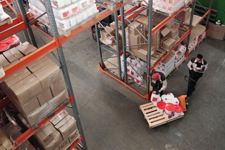 Unsold Chemicals Stock Buyers in Zaragoza, Spain — Recover Your Capital Today