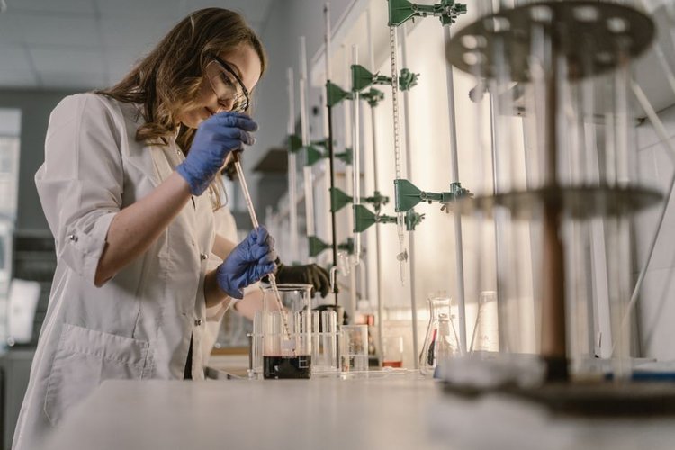 Clear Your Chemicals Warehouse in Reykjavik, Iceland — We Buy Everything