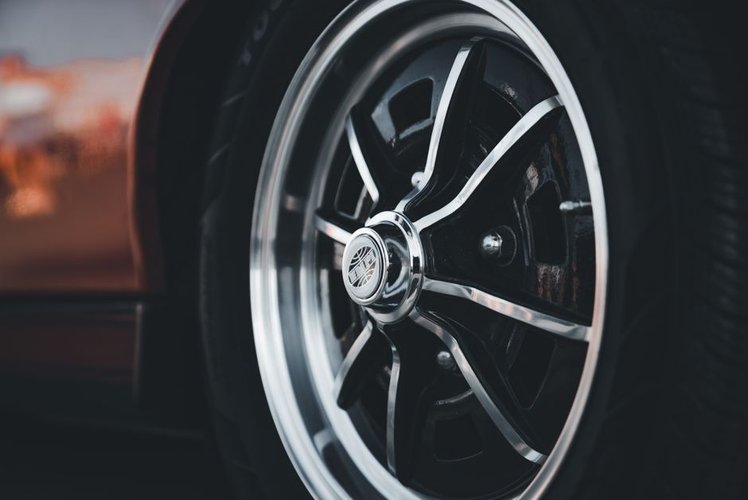 Trusted Surplus Stock Buyers for Automotive in Glasgow, UK — 2026 Guide