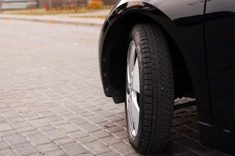 Obsolete Automotive Inventory in Dublin, Ireland — Turn It Into Cash Now