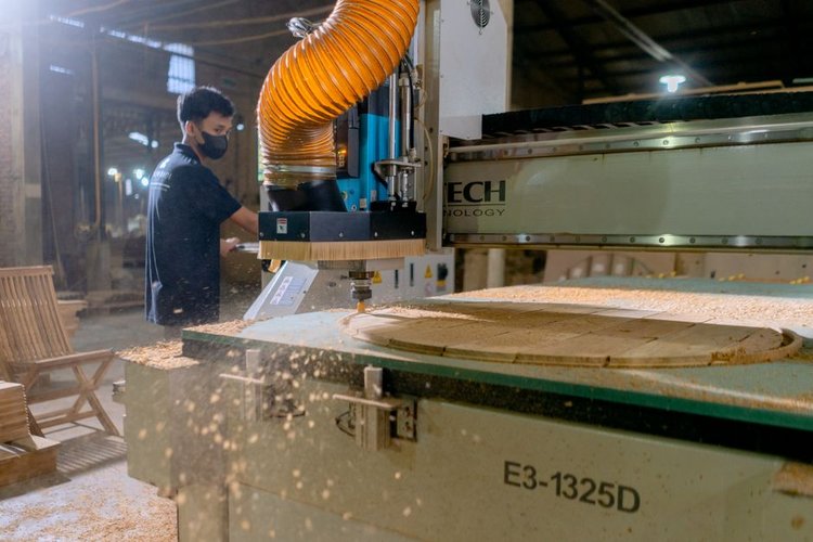 Best Non-Moving Stock Buyers for Machinery in Leeds, UK — 2026
