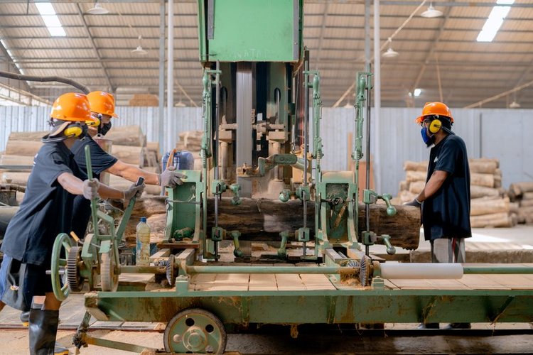 Packaging Inventory Liquidation in Manchester, UK — Best Rates, Fast Payment