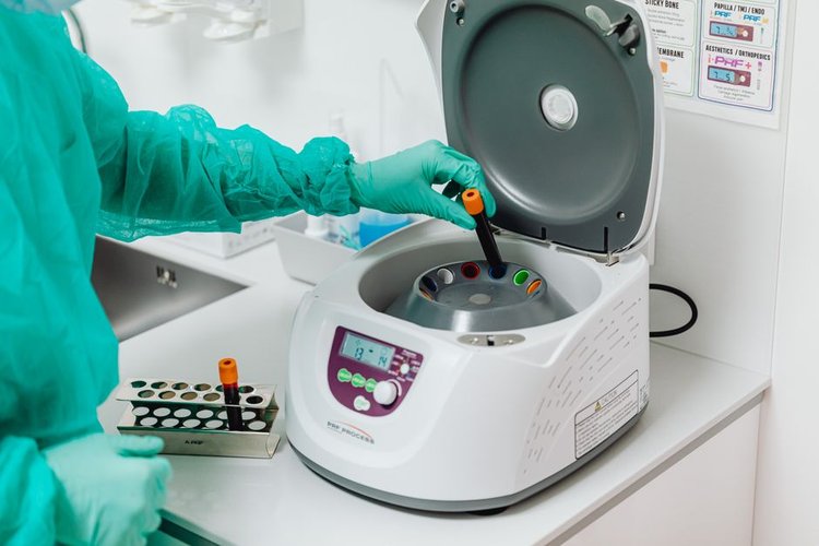 Slow-Moving Medical Equipment Stock in Darwin, Australia? We Are Your Best Buyer