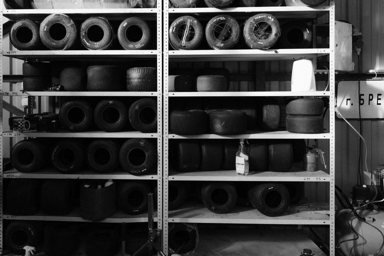Excess and Obsolete Hardware Stock Clearance in Concord, USA — 2026