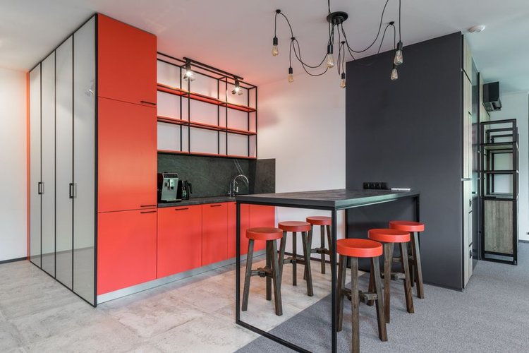 Bray, Ireland Non-Moving Furniture Stock Buyers — Same Day Collection and Pay