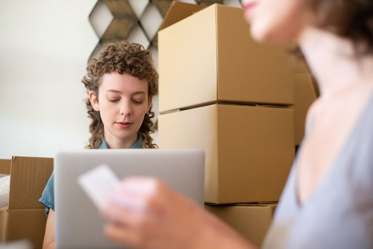 Hamilton, New Zealand Non-Moving General Stock Buyers — Same Day Collection and Pay