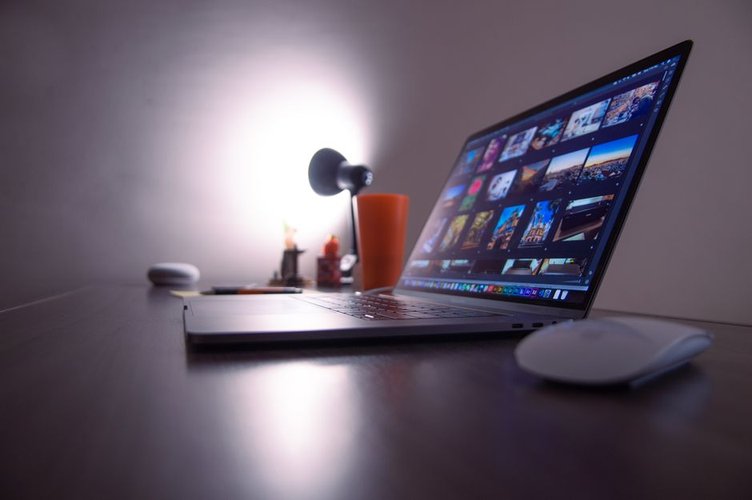 Your Electronics Inventory Is Losing Value in St Julian's, Malta — Sell It Today