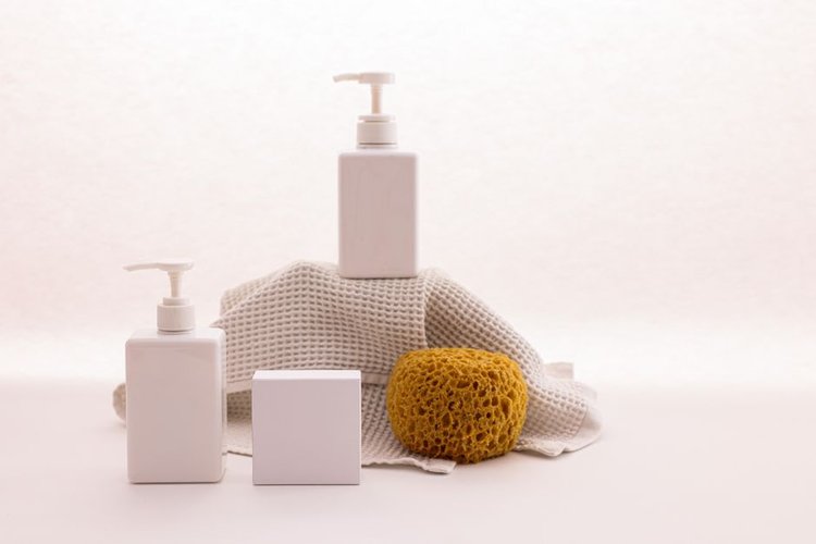Buenos Aires, Argentina Non-Moving Cosmetics Stock Buyers — Same Day Collection and Pay