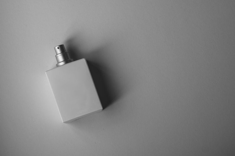 Non-Moving Cosmetics Stock Buyers in Japan — Serving Tokyo, Japan and Beyond