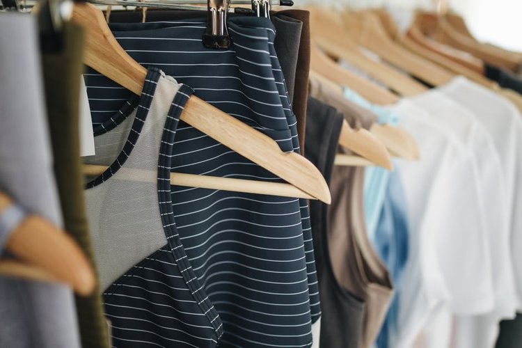 Non-Moving Garments Stock Buyers in Hungary — Serving Debrecen, Hungary and Beyond