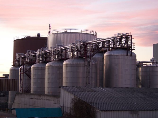 How to Sell Surplus Oil & Gas Stock in Limerick, Ireland and Get Paid the Same Day