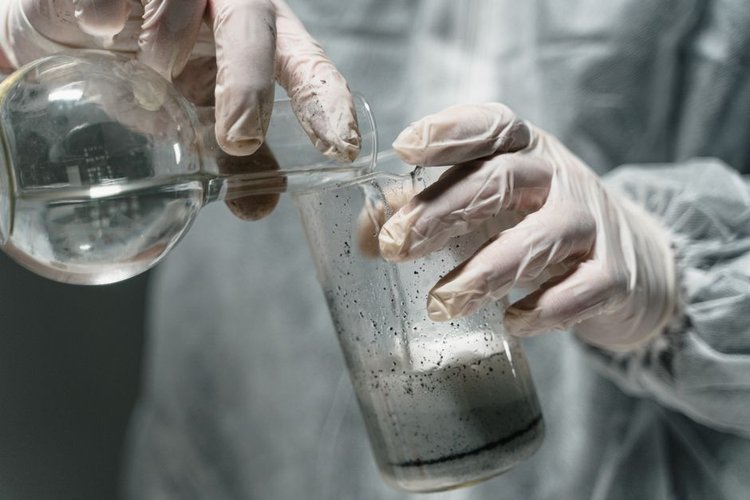 Surplus Chemicals Buyers in Dublin, Ireland — Immediate Payment Any Quantity