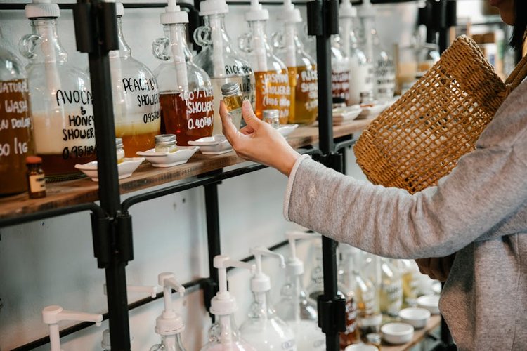 Best Non-Moving Stock Buyers for Food & FMCG in Cambridge, USA — 2026