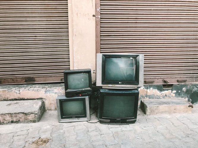 Non-Moving and Obsolete Computer Scrap Inventory in Salalah, Oman — Sell It Fast