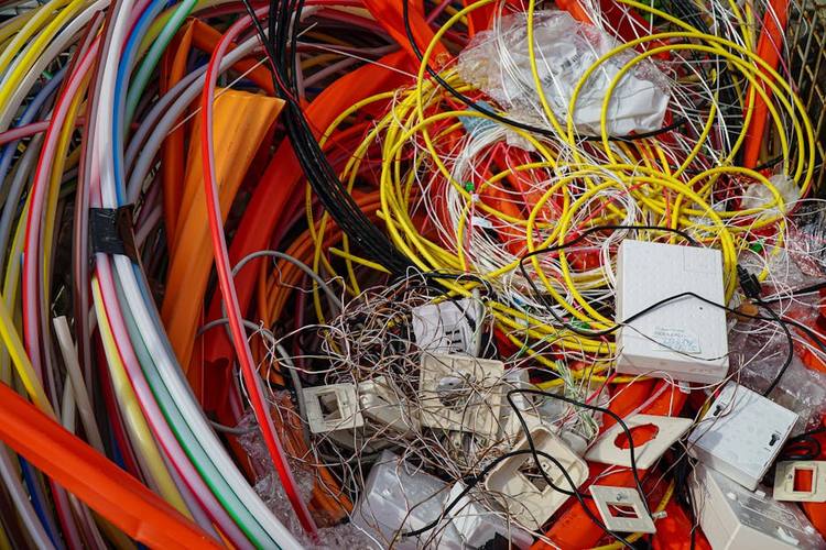 Why Karachi, Pakistan Companies Choose Clear Your Stocks for Computer Scrap Clearance