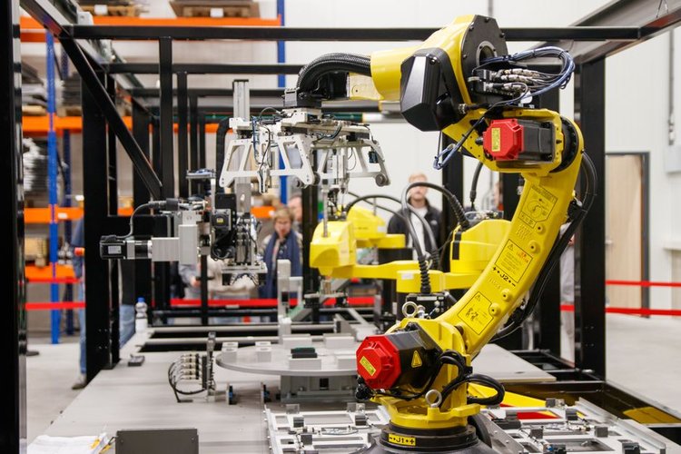 Sell Non-Moving Machinery Inventory in Melbourne, Australia — Same Day Payment