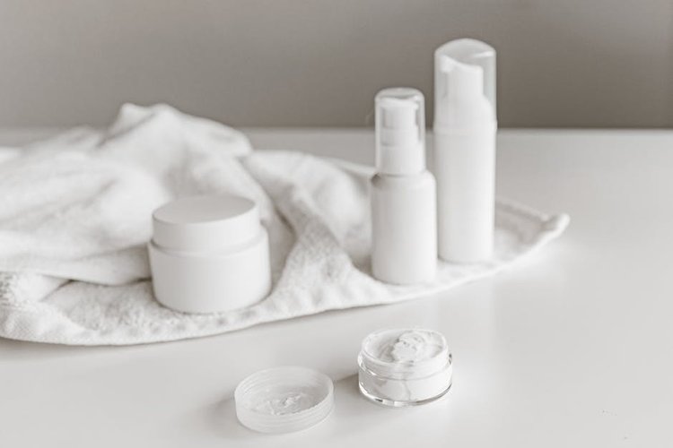 Sell Non-Moving Cosmetics Inventory in Rome, Italy — Same Day Payment