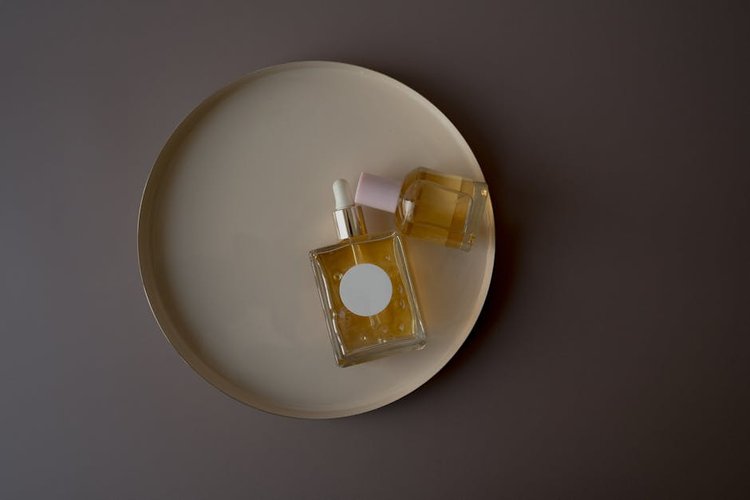 Non-Moving Cosmetics Stock Buyers in Canada — Serving Montreal, Canada and Beyond