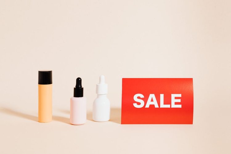 Stop Losing Money on Dead Cosmetics Stock in Vancouver, Canada — Act Now
