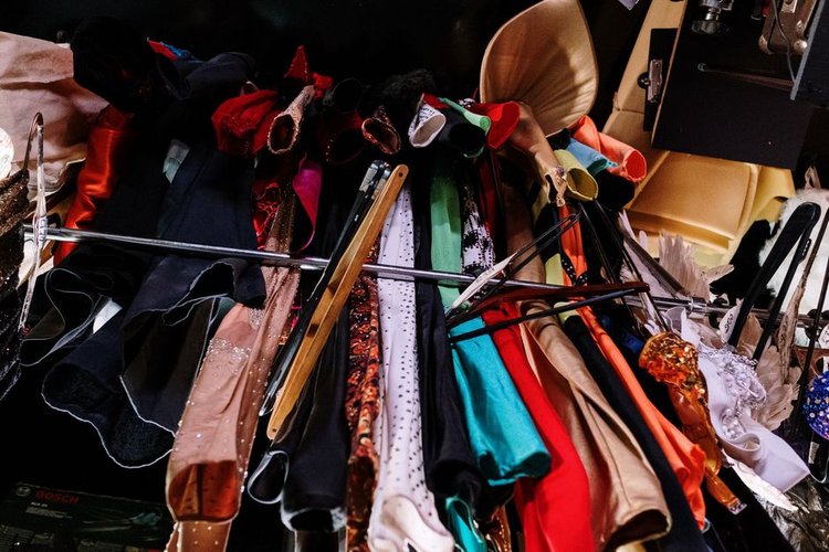 Immediate Cash Offer for Garments Dead Stock in Porto, Portugal